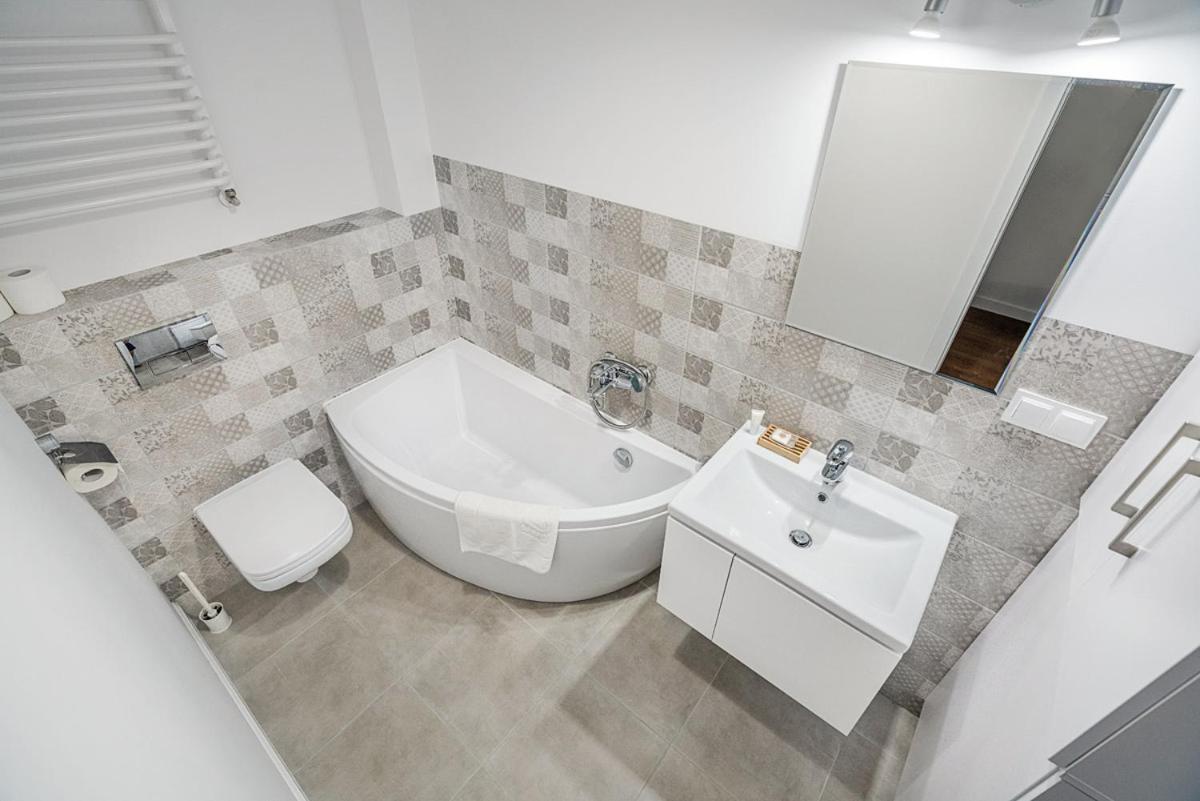 Gold Apartments Your Holiday Home Rodzinny 3 กรินีซา ดรอยจ์ ภายนอก รูปภาพ